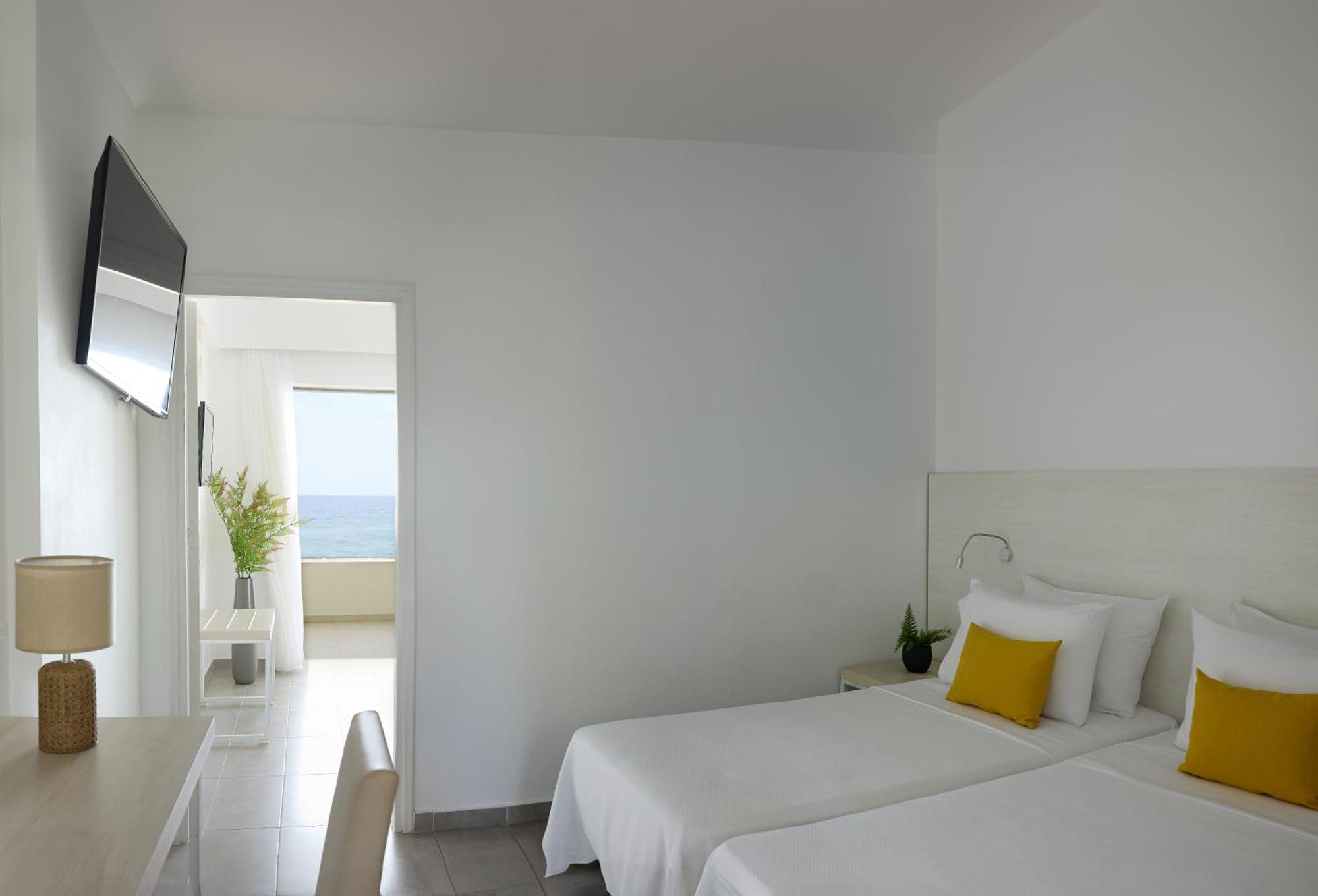 Blue Bay Beach Resort Ialisos Exterior foto