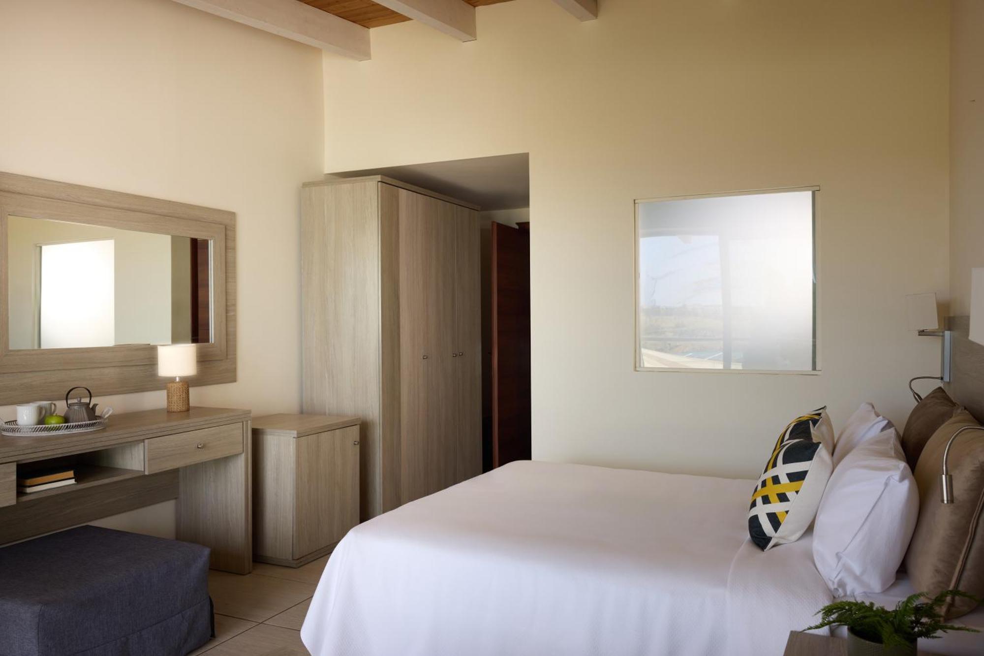 Blue Bay Beach Resort Ialisos Exterior foto